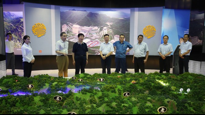 省人大常委會(huì)黨組書記、副主任王璽玉一行蒞臨金徽股份視察項(xiàng)目建設(shè)工作